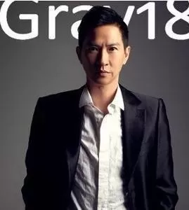 獲得最佳男主角獎。七、黃秋生