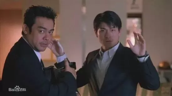 角獎,2010年憑藉《歲月神偷》獲得第29屆香港電影金像獎最佳男主角獎。