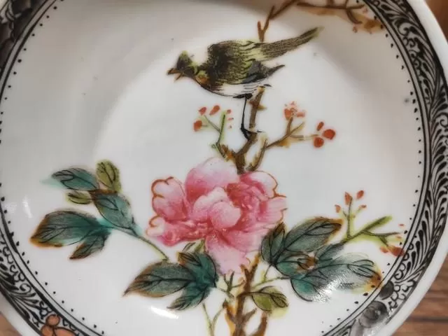 上架的展示效果。牡丹富